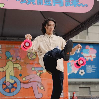 李泓霖